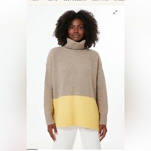 Barbour Elin Oatmeal and Yellow Colorblock Heritage Turtleneck Sweater Medium